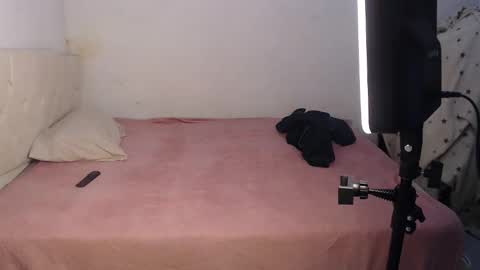 sour candy online show from 09/26/25, 03:27