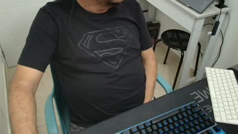 Johnny online show from 04/07/26, 12:05