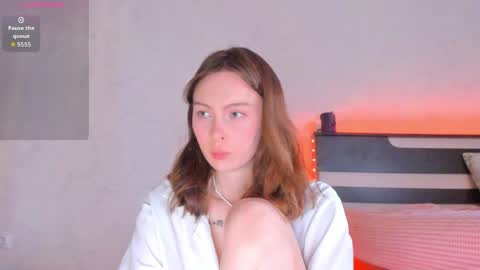 Lola online show from 06/08/26, 01:28