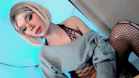 LoveSugar online show from 06/11/26, 01:42
