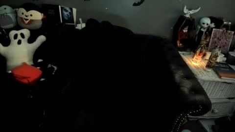 Sugary online show from 11/16/25, 04:56