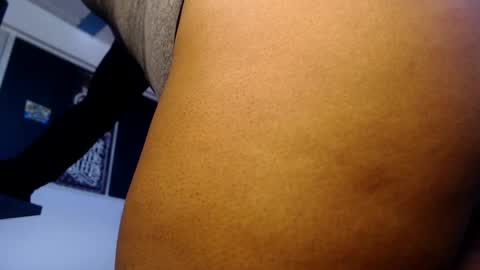 suggabrown_ online show from 01/07/25, 03:12