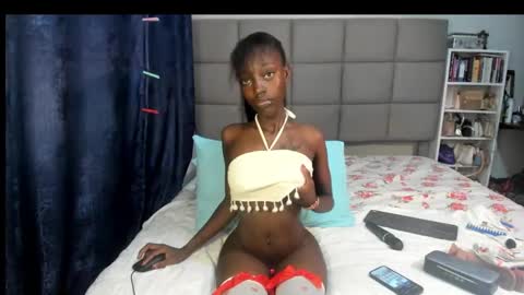 Snapshot of suhaila_suu chatting on 01/01/25, 11:18 suhaila_suu online show from 01/01/25, 11:18