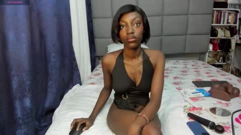 Snapshot of suhaila_suu chatting on 11/02/25, 12:35 suhaila_suu online show from 11/02/25, 12:35