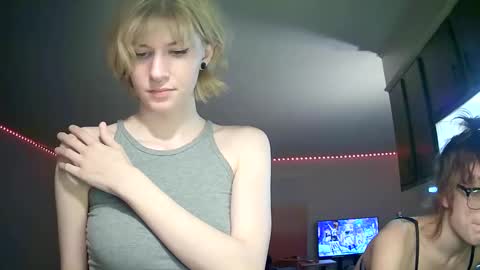 Ophelia online show from 01/20/25, 03:48