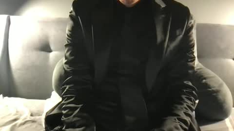 suitfetishez online show from 05/01/26, 05:56