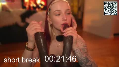 Snapshot of suk_ki chatting on 07/15/26, 07:02 Lika ginger Jessy blond online show from 07/15/26, 07:02