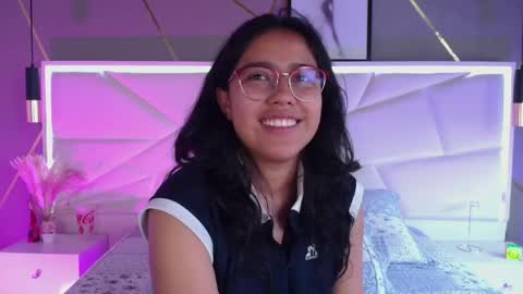 SUKI online show from 05/11/26, 04:04