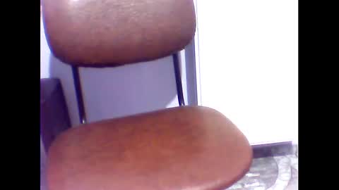 Snapshot of suleyman38 chatting on 01/08/25, 10:37 suleyman38 online show from 01/08/25, 10:37