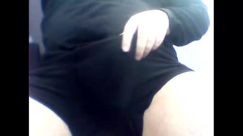 Snapshot of suleyman38 chatting on 03/03/25, 12:05 suleyman38 online show from 03/03/25, 12:05