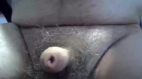 Snapshot of sull670775 chatting on 11/01/25, 12:45 sull670775 online show from 11/01/25, 12:45