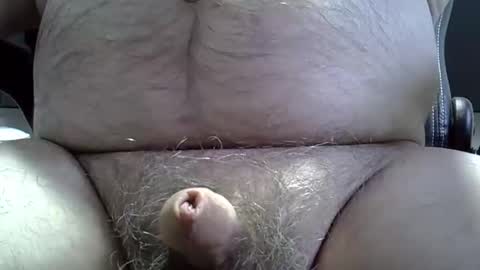 Snapshot of sull670775 chatting on 12/21/25, 08:49 sull670775 online show from 12/21/25, 08:49