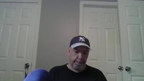 Sully online show from 09/10/25, 01:22