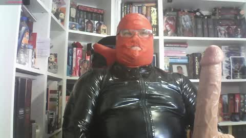 Sumisolatex online show from 04/17/26, 04:32