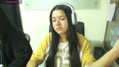 summer_girls01 online show from 02/10/25, 05:03