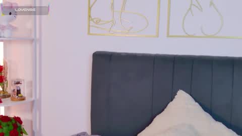 OnlyFans summer holiday online show from 06/06/26, 07:35