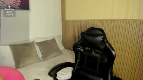 Summer online show from 03/10/26, 11:48