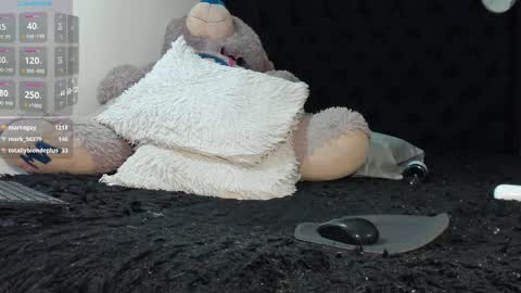 Andres-tattoos  Derek Hairy online show from 02/21/25, 06:40