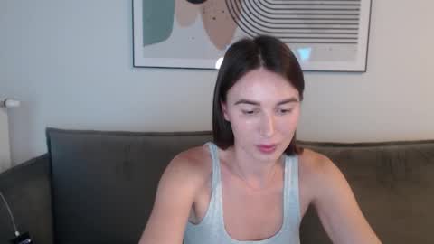 Snapshot of summer_time13 chatting on 09/30/25, 02:11 Liby online show from 09/30/25, 02:11