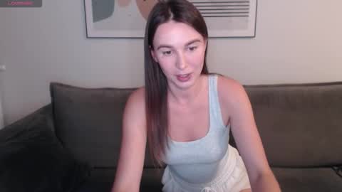 Snapshot of summer_time13 chatting on 10/23/25, 06:39 Liby online show from 10/23/25, 06:39