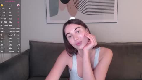 Snapshot of summer_time13 chatting on 11/18/25, 04:55 Liby online show from 11/18/25, 04:55