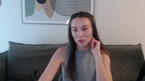 Snapshot of summer_time13 chatting on 04/14/26, 12:33 Liby online show from 04/14/26, 12:33