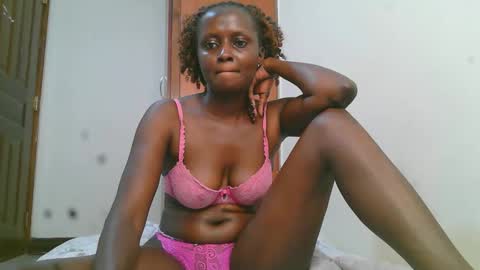 Snapshot of summerdew chatting on 03/20/26, 12:26 summerdew online show from 03/20/26, 12:26