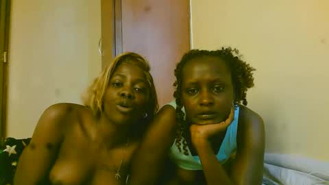 Snapshot of summerdew chatting on 03/21/26, 10:42 summerdew online show from 03/21/26, 10:42