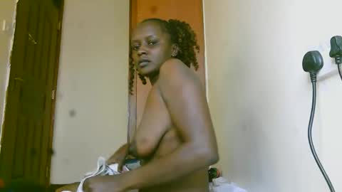 Snapshot of summerdew chatting on 03/23/26, 09:24 summerdew online show from 03/23/26, 09:24