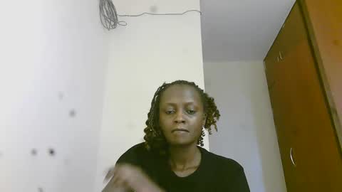 Snapshot of summerdew chatting on 04/01/26, 06:03 summerdew online show from 04/01/26, 06:03