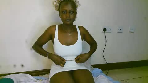 Snapshot of summerdew chatting on 04/12/26, 09:20 summerdew online show from 04/12/26, 09:20