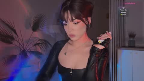 Miss Nelly online show from 10/11/25, 02:48