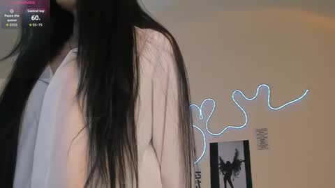 Luna online show from 03/23/26, 09:30