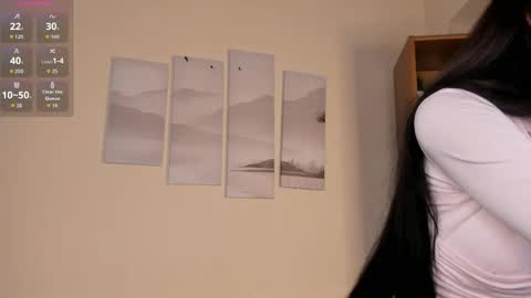 Luna online show from 03/31/26, 09:15