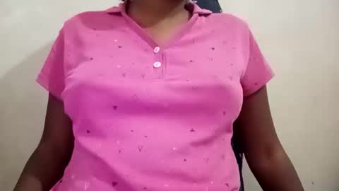 Snapshot of sunali_jain03 chatting on 02/22/26, 05:30 sunali_jain03 online show from 02/22/26, 05:30