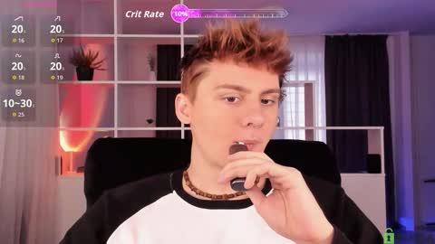 Snapshot of sunburn_boy chatting on 10/03/25, 06:43 Emilio online show from 10/03/25, 06:43