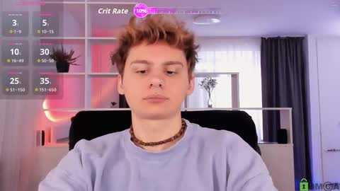 Snapshot of sunburn_boy chatting on 11/19/25, 07:52 Emilio online show from 11/19/25, 07:52