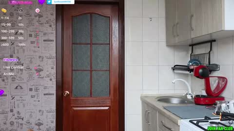 Tina. Im topless model  online show from 12/10/24, 08:51