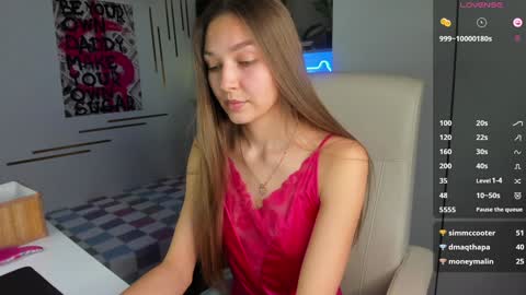 Snapshot of sunlightsofia chatting on 01/19/25, 05:28 Sofia online show from 01/19/25, 05:28