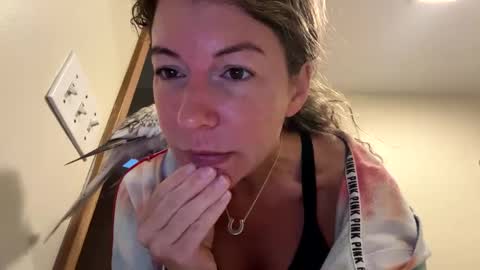 Snapshot of sunnbabe92485 chatting on 09/30/25, 01:05 sunnbabe92485 online show from 09/30/25, 01:05