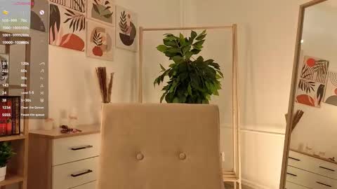 Kiki online show from 09/17/25, 01:07