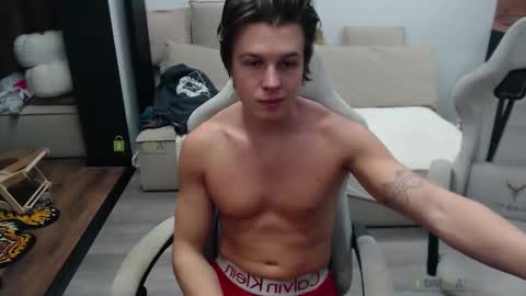 Alice and Sergey online show from 12/15/25, 02:32