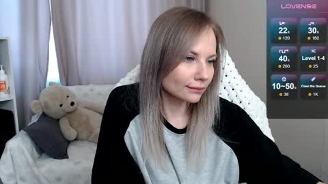 Naomi online show from 04/13/26, 02:39