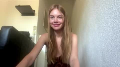 sunny_gaze online show from 07/28/26, 02:13