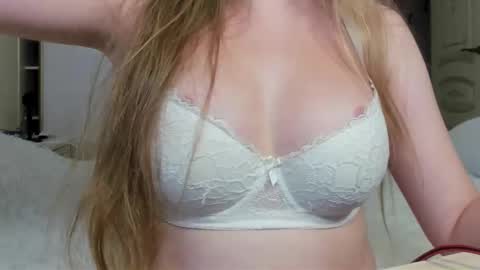 Vanessa online show from 11/08/25, 12:38