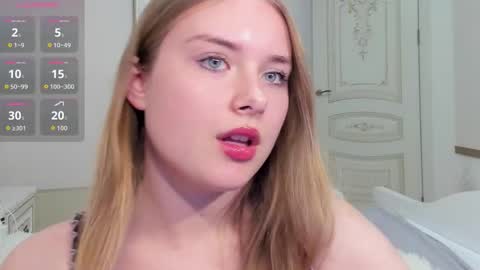 Vanessa online show from 11/29/25, 12:19