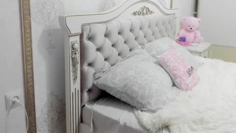 Vanessa online show from 04/13/26, 05:02