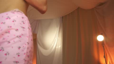 Snapshot of sunny_maria chatting on 12/10/24, 11:51 Maria online show from 12/10/24, 11:51