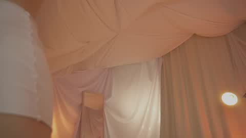 Maria online show from 04/13/26, 08:36