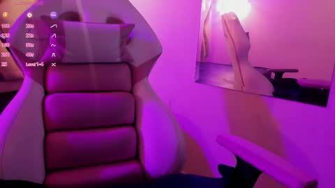 sunny_mayaa online show from 04/16/26, 08:31